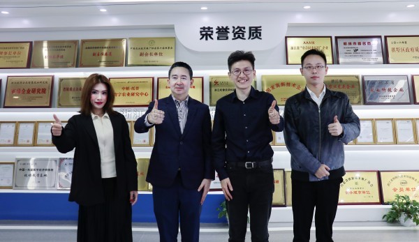 泰國農業部稻米司副司長安南·儂斯（Arnon Noncie）到訪伊人下载视频